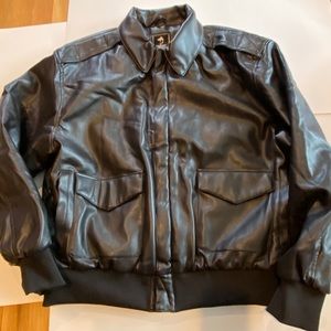 NWOT Znentianlang Causal leather bomber jacket